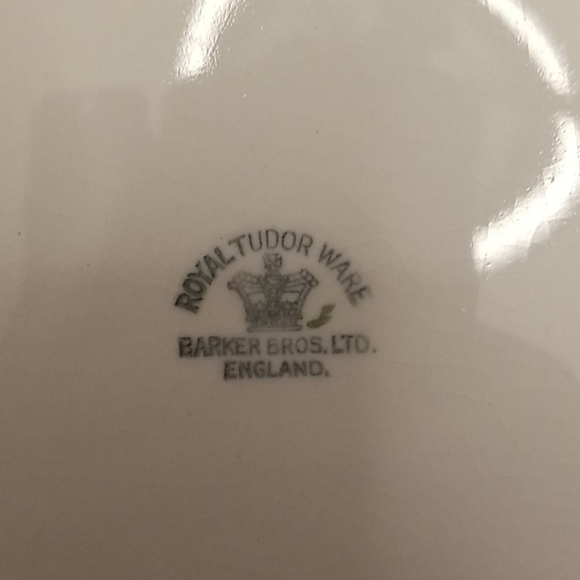 Royal Tudor Ware 3 piece serving set - Picture 4 of 5